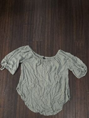 Women's Sage Green Scoop Neck Tie-Sleeve Top